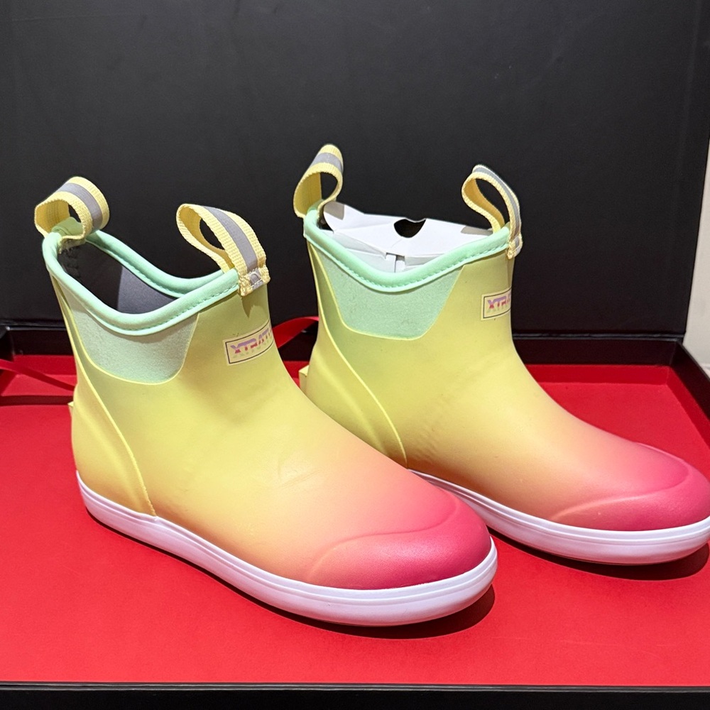 Xtratuf Gradient Ankle Rain Boots